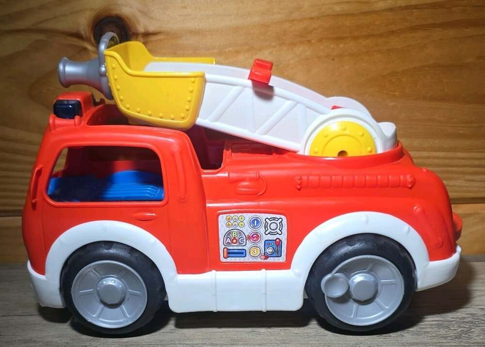 Fisher Price Little People Lift n Lower Fire Truck Only 2014 Lights & Sounds